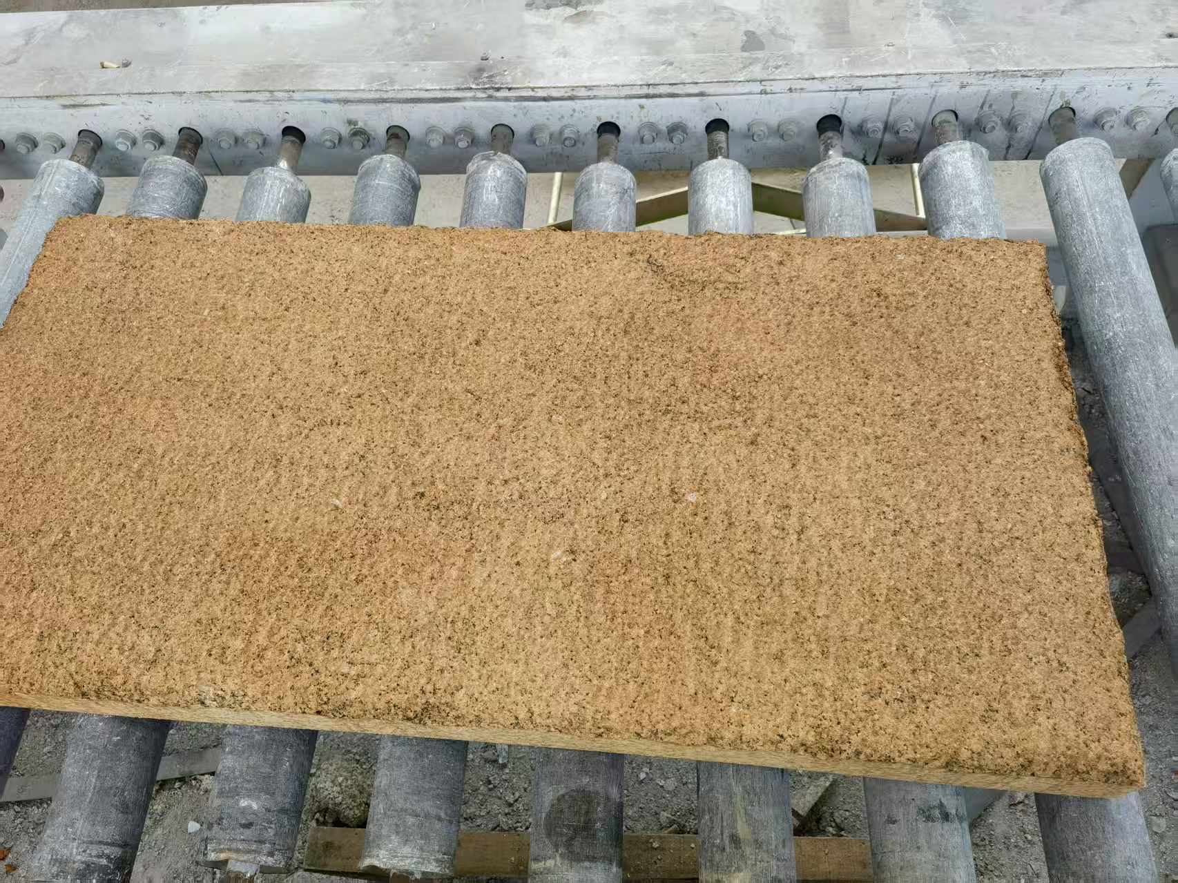 南昌 菠萝面老石板，做旧仿古石，流水线生产加工