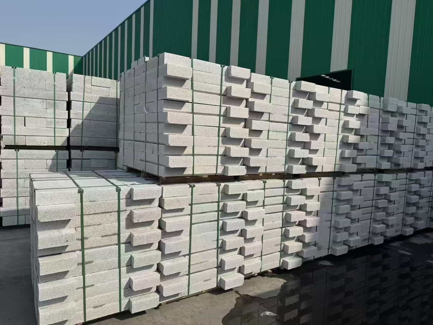 南昌芝麻白路沿石