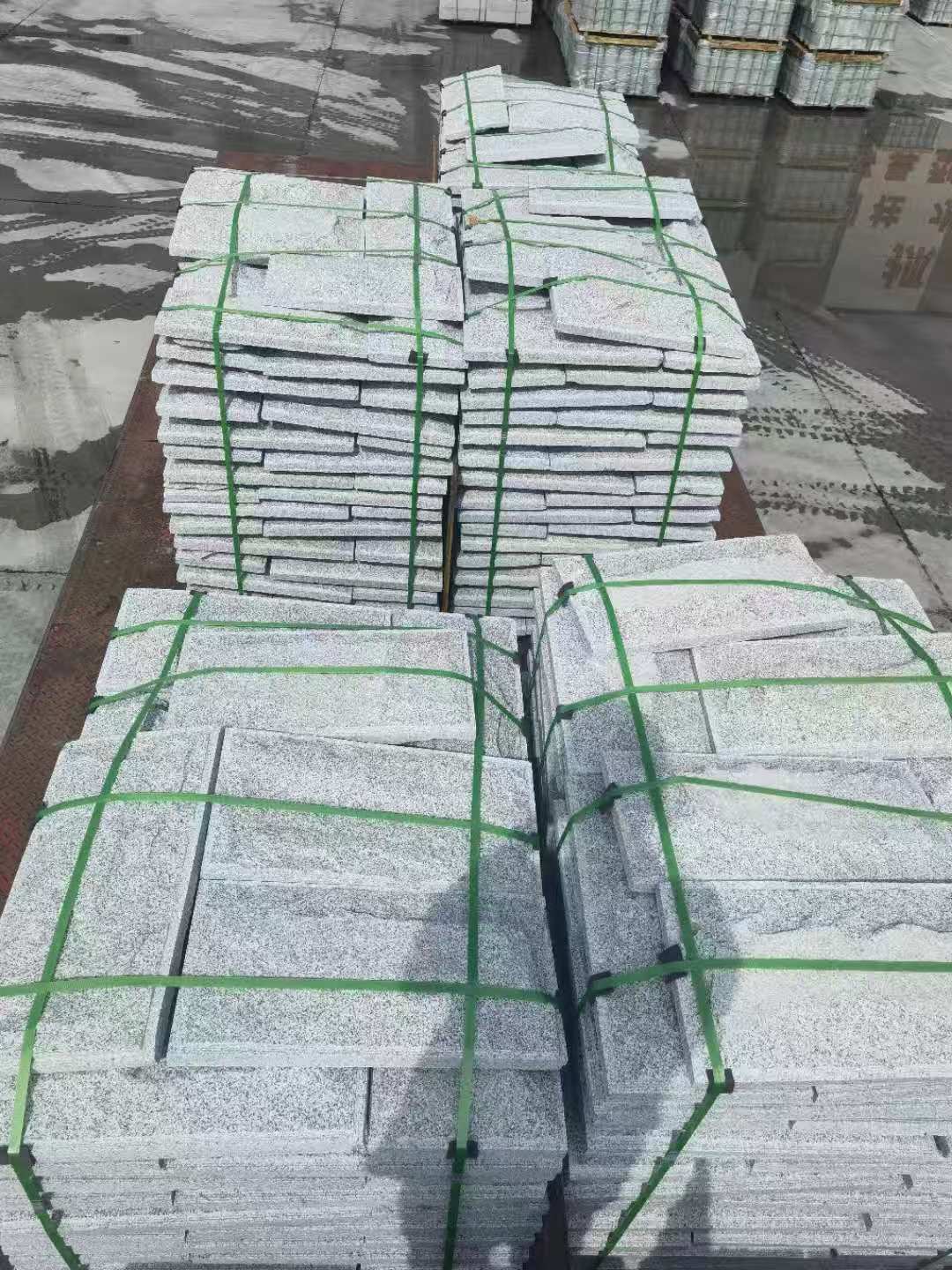 南昌 芝麻白蘑菇石装车出货