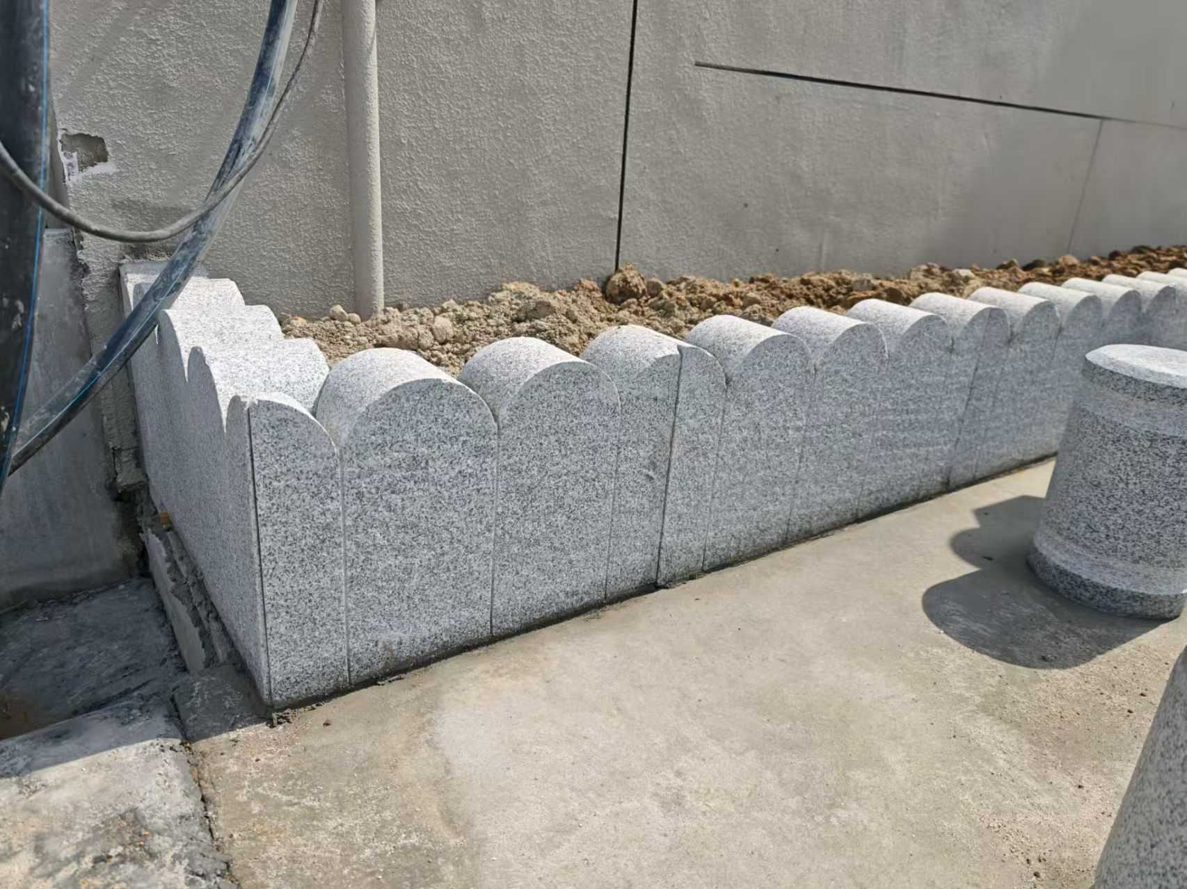 南昌 芝麻白花岗岩花边石铺装效果图